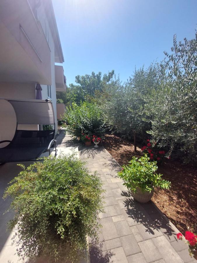 Villa Hana Pakoštane Exterior foto