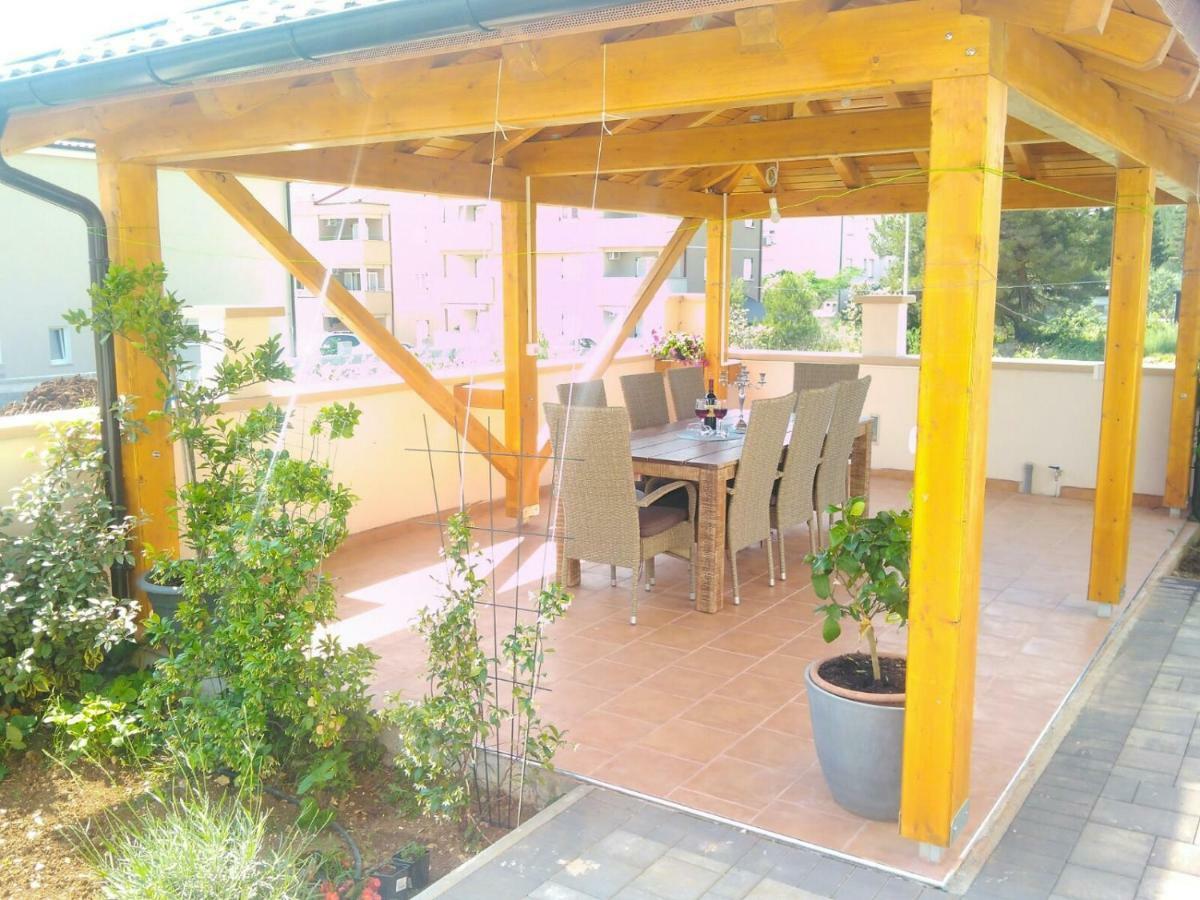 Villa Hana Pakoštane Exterior foto